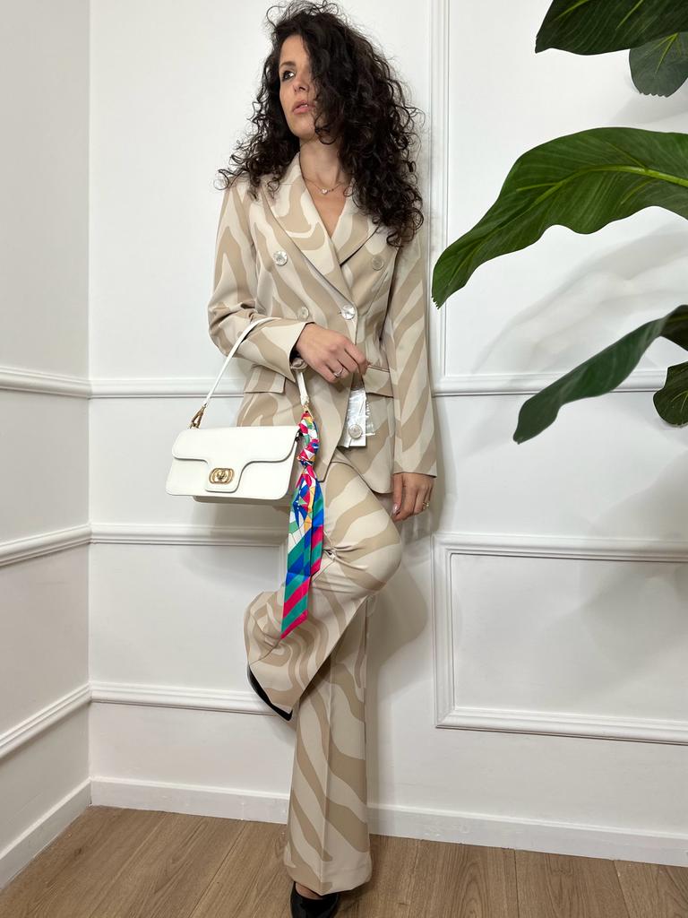 Shiki Tailleur Jamila