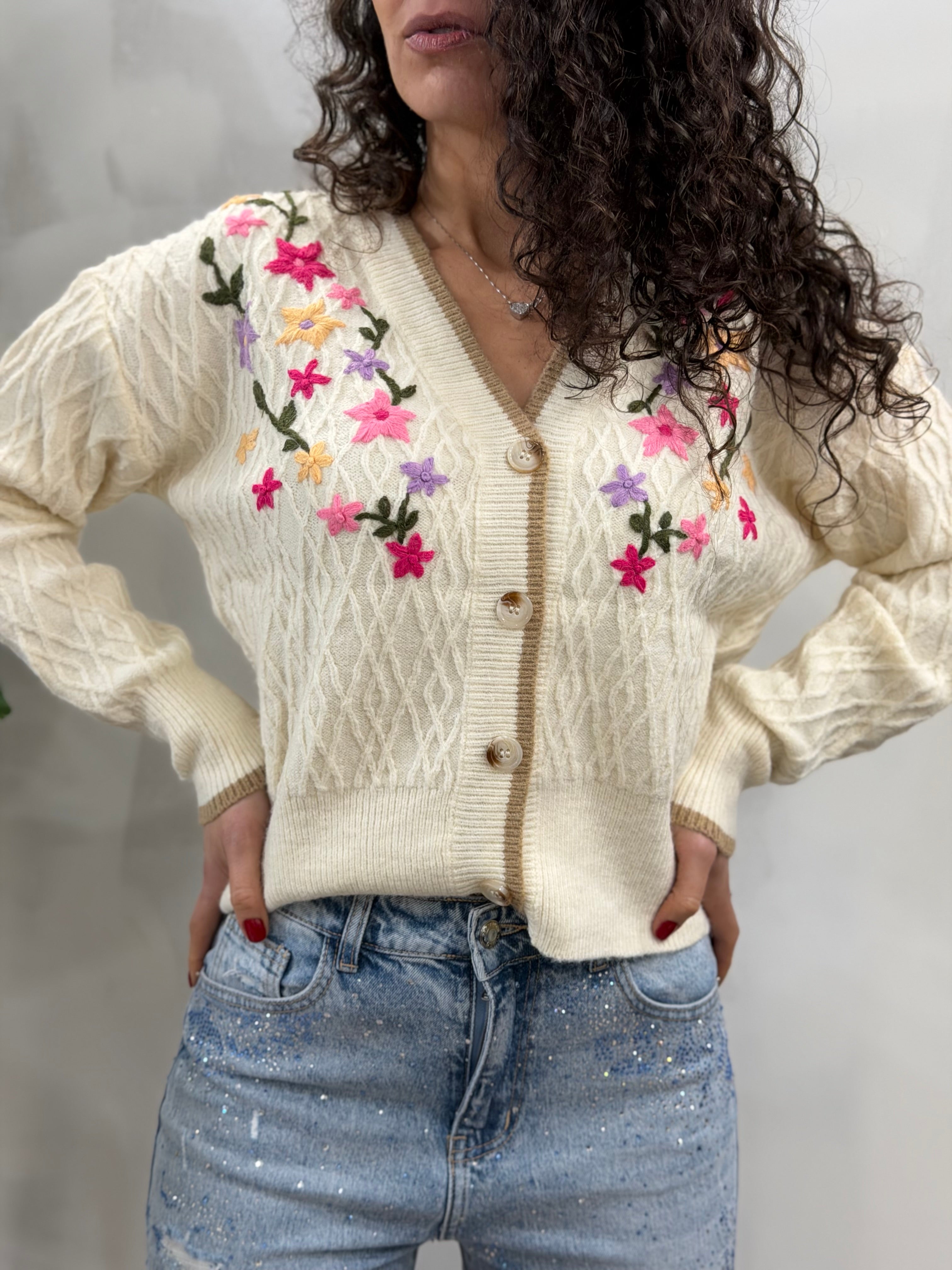 A-Story Cardigan Flowers