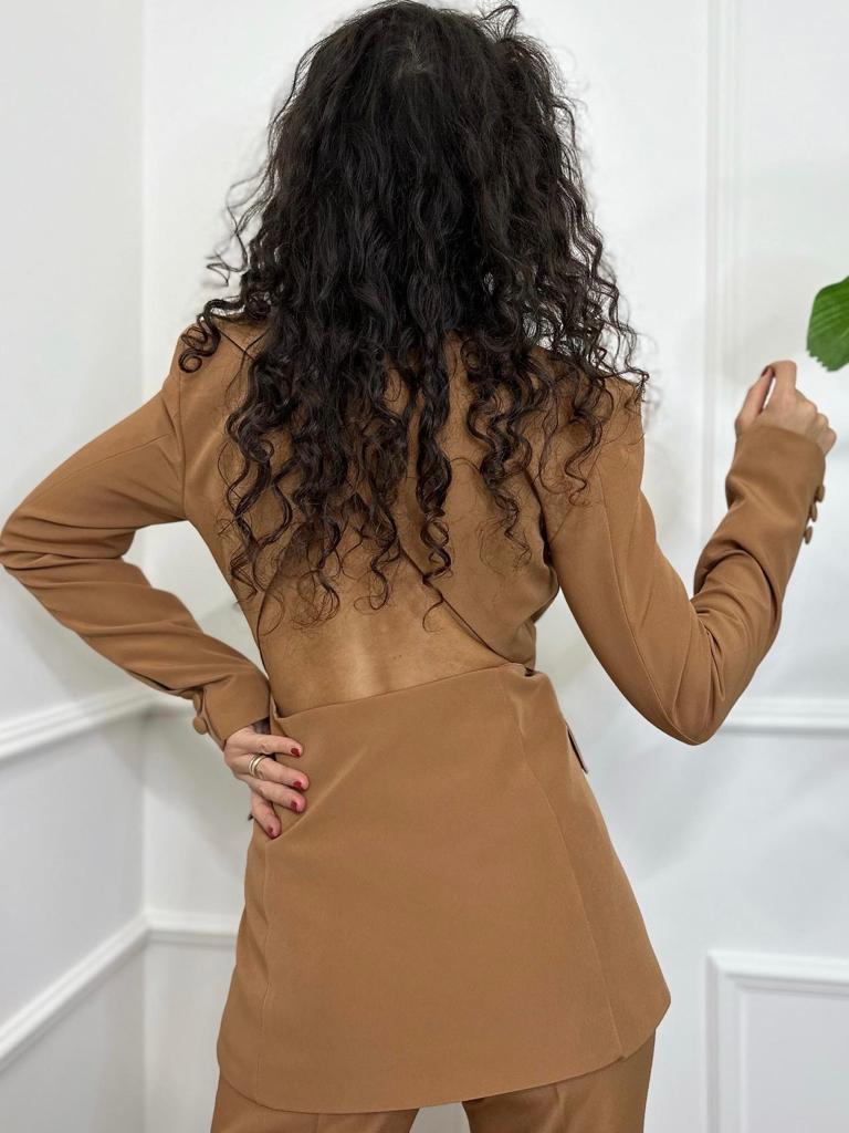 Tailleur Giulia N. Biscotto