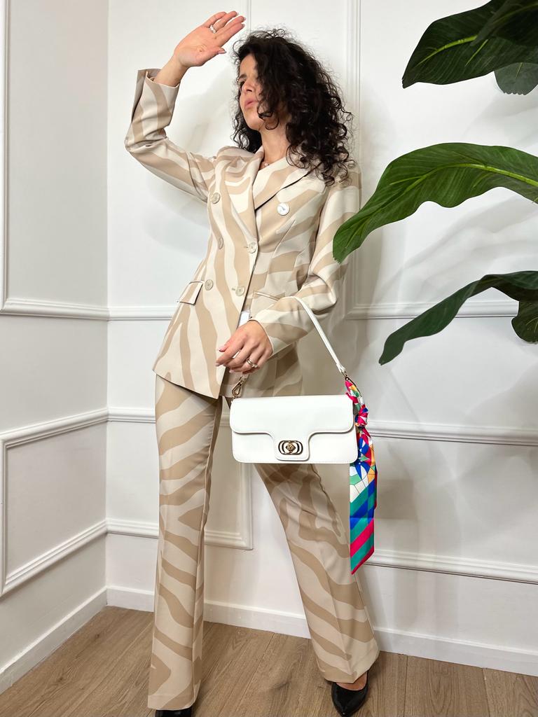 Shiki Tailleur Jamila