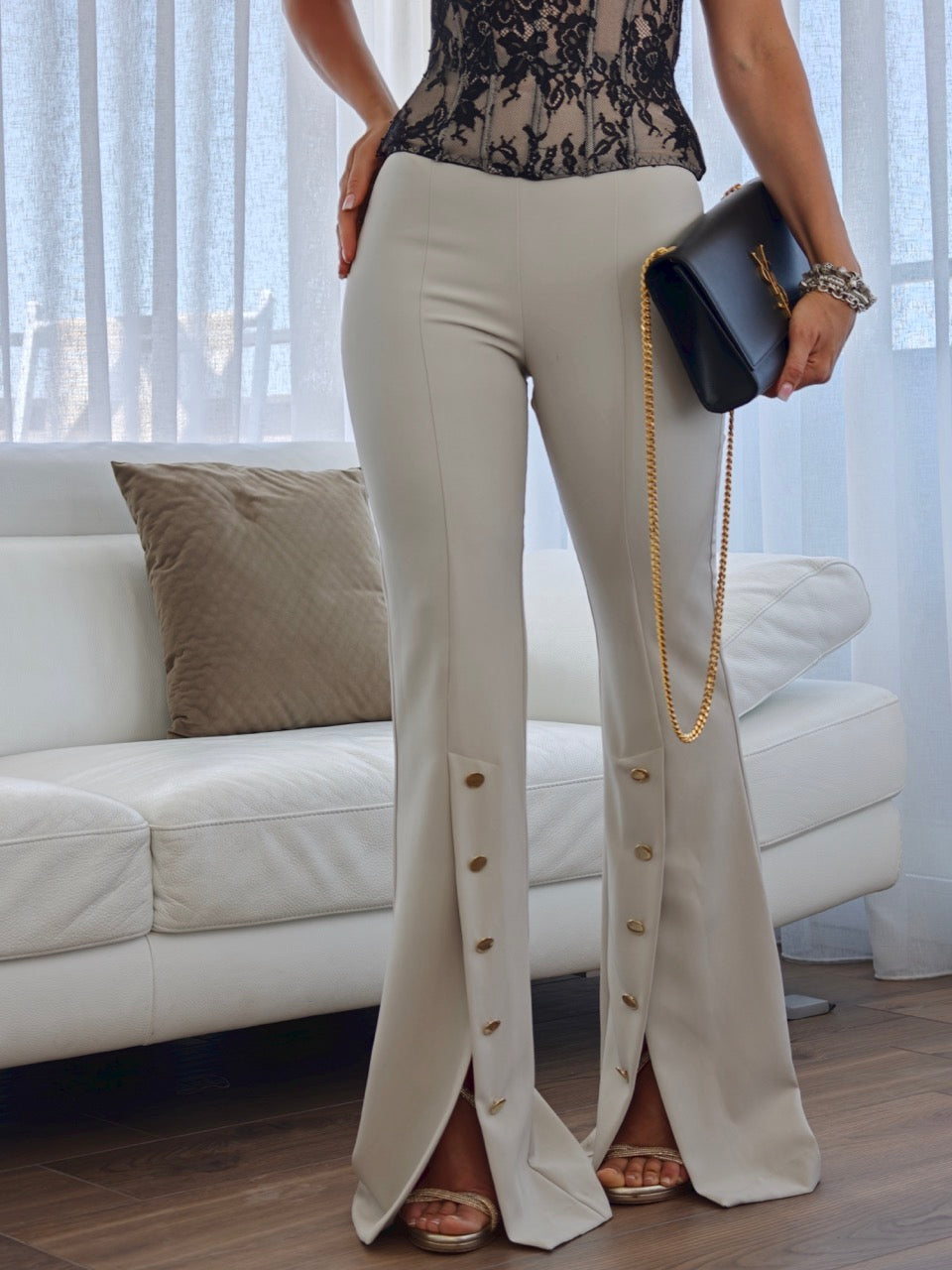 Queguapa Pantalone Bottoni Beige