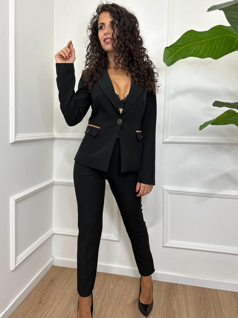 Les Filles Tailleur Nero
